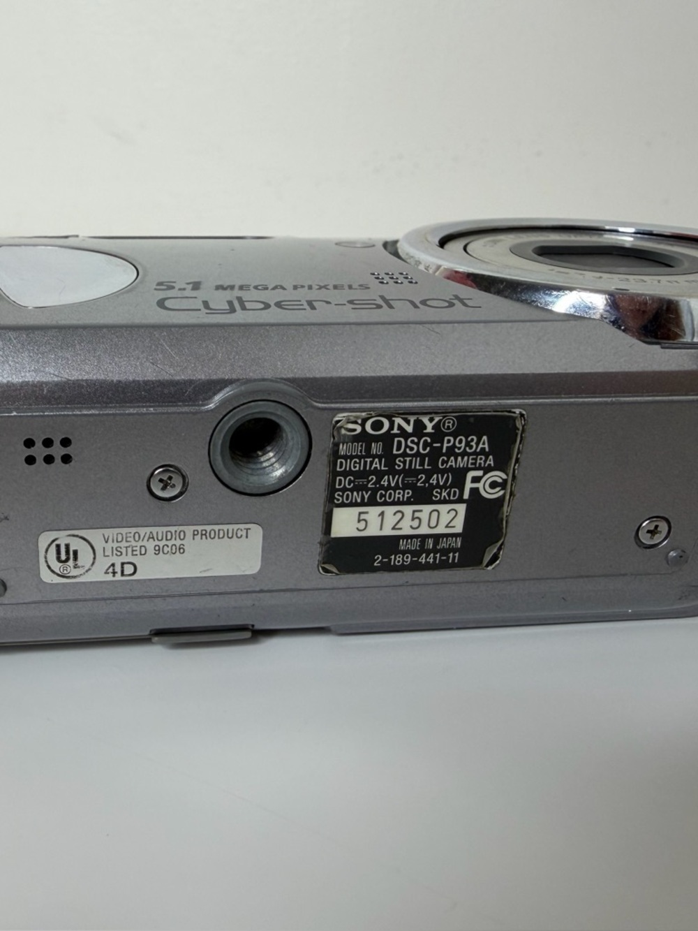 Sony Cyber-shot 5.1MP Digital Camera DSC-P93A Silver - TESTED & WORKING - Picture 16 of 16